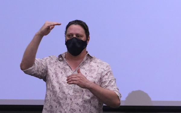 DINFOS welcomes alumni back to school