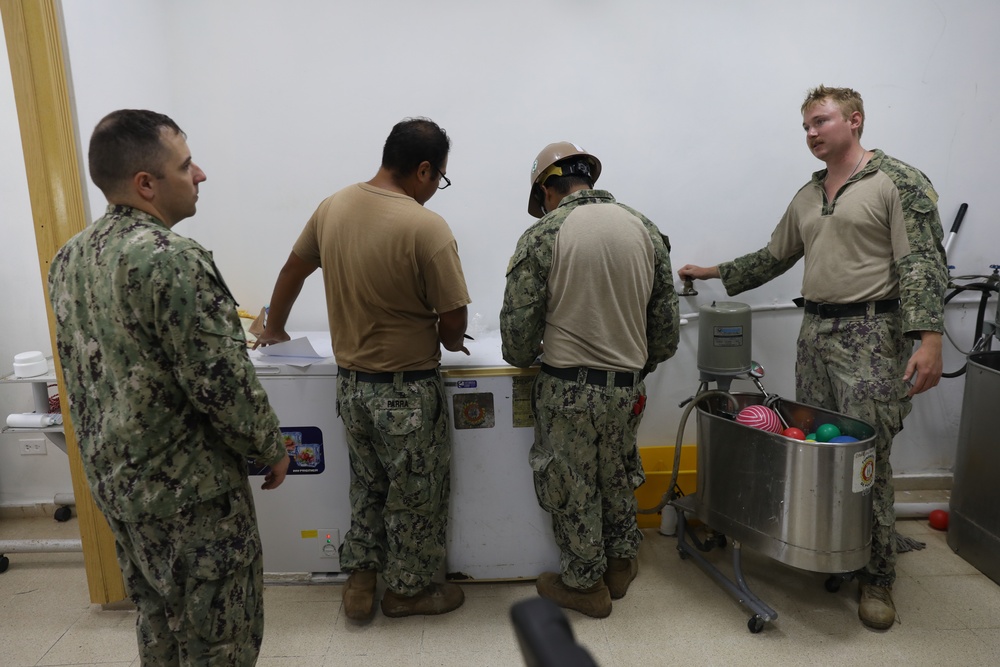 Seabees Work at Centro Reintegra