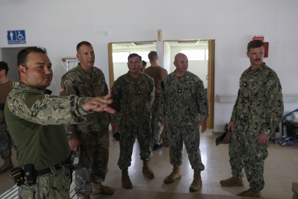 Seabees Work at Centro Reintegra