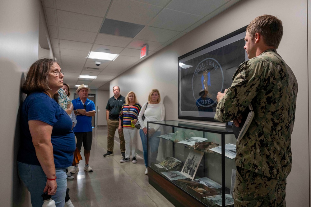 Billy Machen Gold Star Family Visits NSWG-1