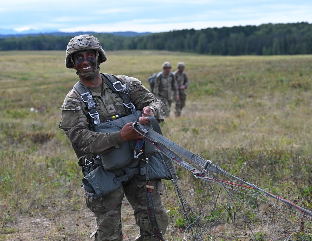 11th Airborne Complete Commerative Jump for National Airborne Day
