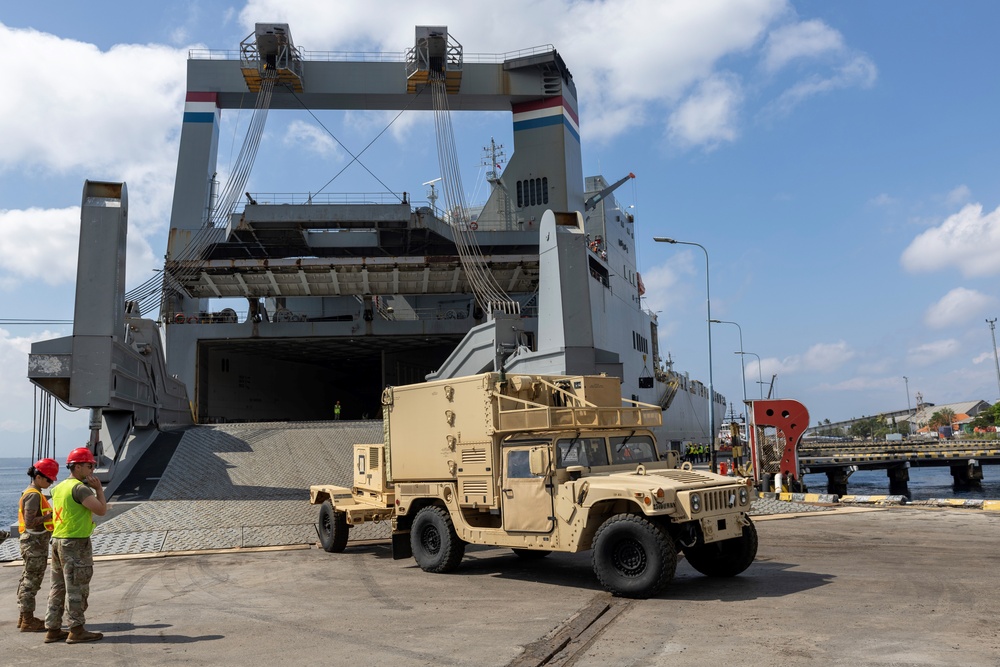 MV Cape Hudson Arrives at Indonesia for Super Garuda Shield 24 Offload