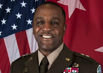 SDDC Commander visits Tinian