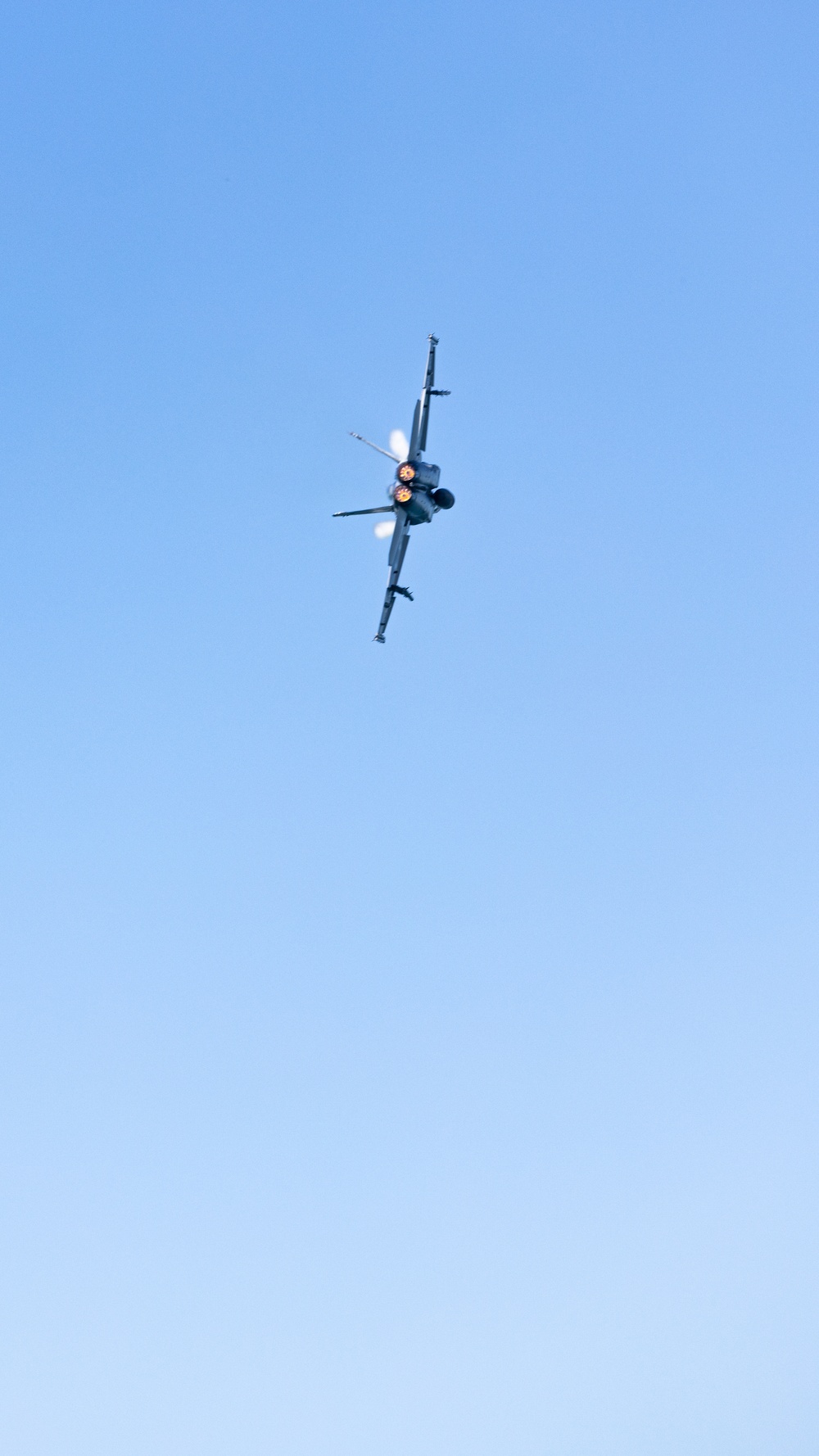 MRF-D 24.3: U.S. Marines, Sailors participate in Pacific Airshow Gold Coast