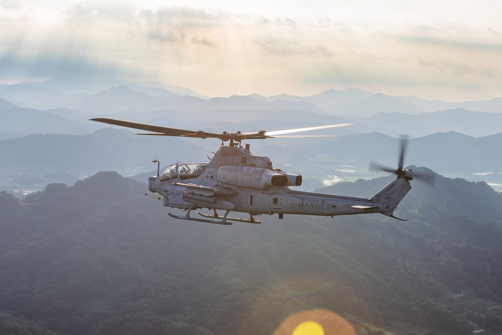 VMM-165 (Rein.) Conducts Terrain Flight Over South Korea