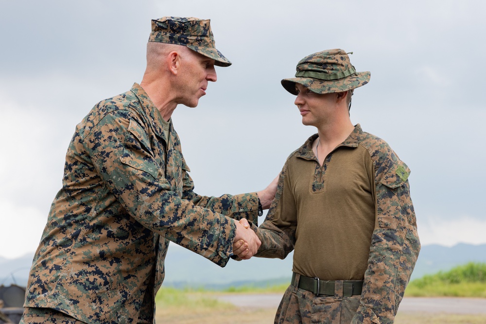 RD 24 | Maj. Gen. Wortman Visits Marines at Counter-Assault Range