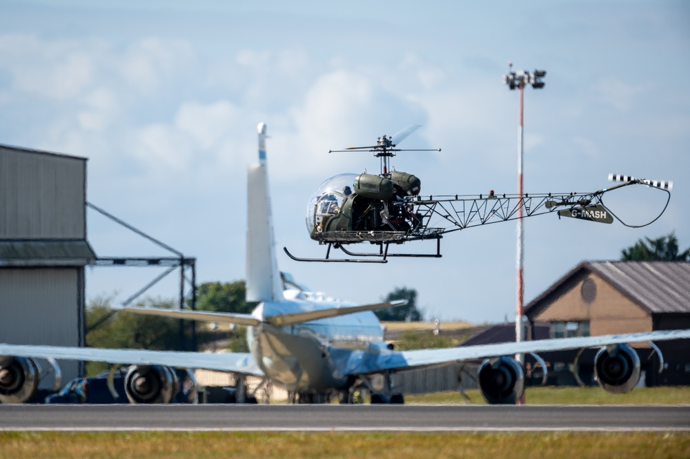 Heritage aircrafts arrive in RAF Mildenhall