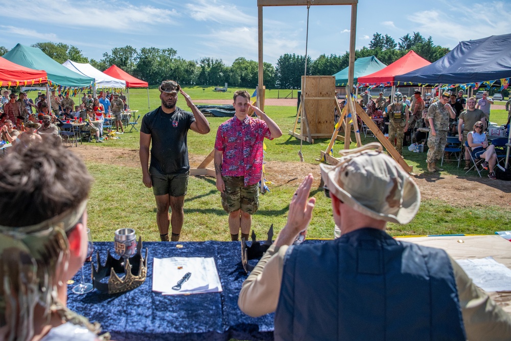 Pathfinders host first ever 501st CSW combat dining-out
