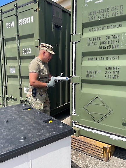 Sealing up containers