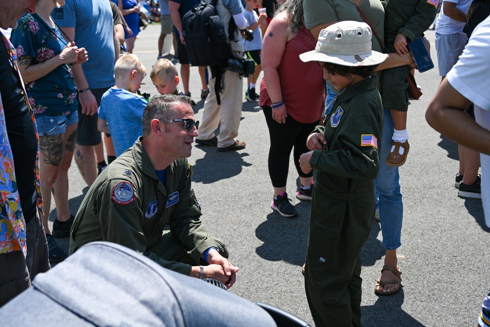 105th Airlift Wing Supports New York Air Show