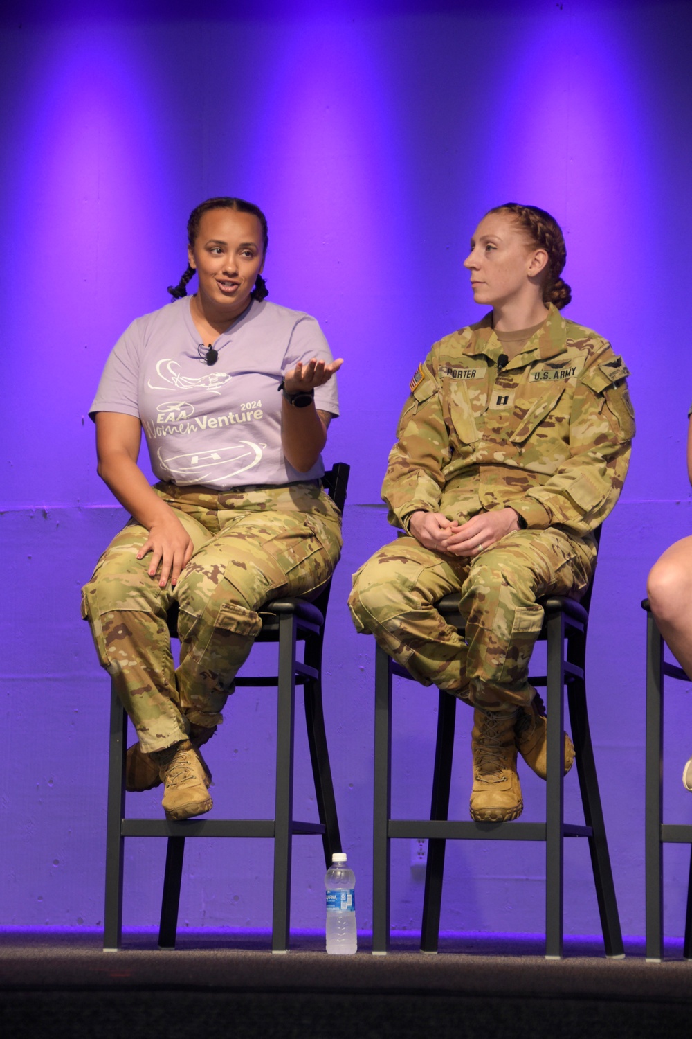 Wisconsin Guard Black Hawk pilots part of EAA panel on women helicopter pilots