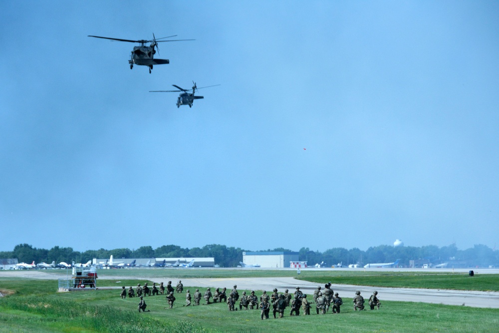 Wisconsin National Guard showcases its warfighting capacity at 2024 EAA AirVenture