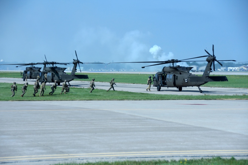 Wisconsin National Guard showcases its warfighting capacity at 2024 EAA AirVenture