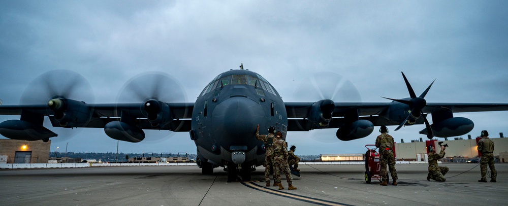 79 RQS Refuels HH-60s during Bamboo Eagle 24-3