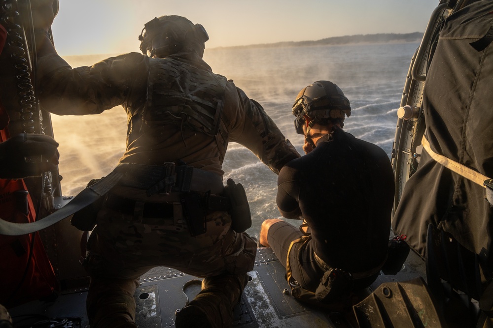 Navy EOD King Crab Competition - Floating Mine Response