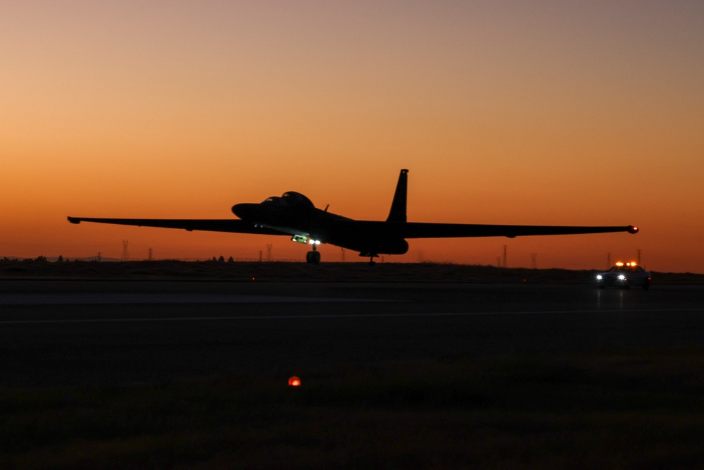 TU-2S Dragon Lady lands at dusk