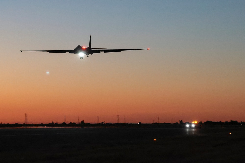 TU-2S Dragon Lady lands at dusk