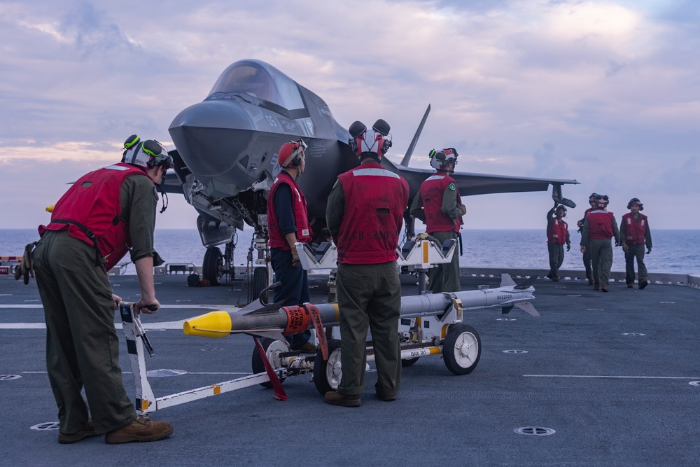 31st MEU conducts F-35B Ordnance Load in vicinity of Miyako Strait