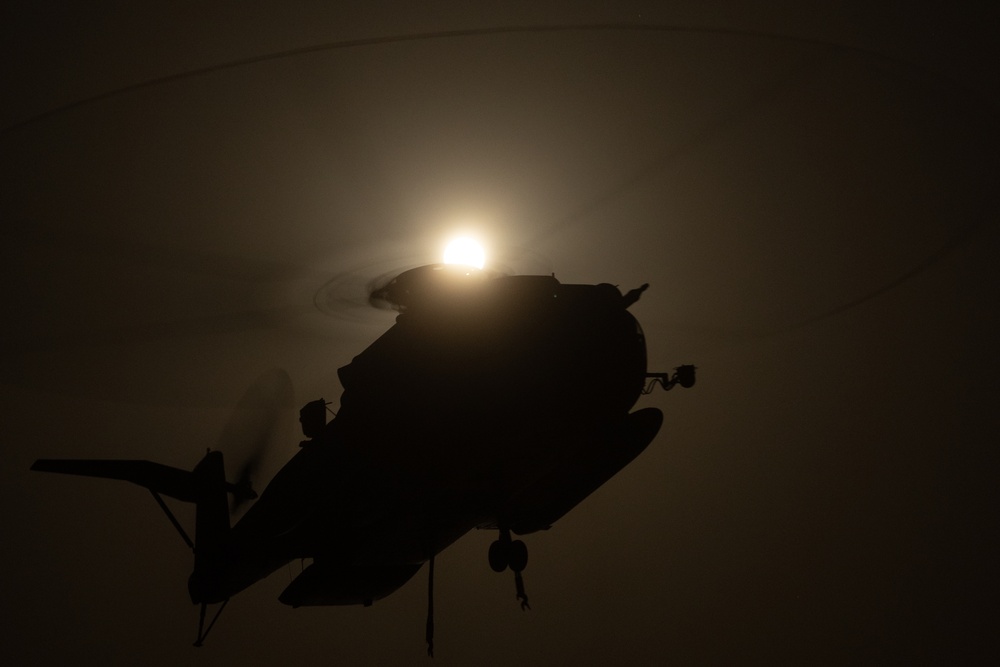 24th MEU (SOC) Conduct Helicopter Support Team Operations