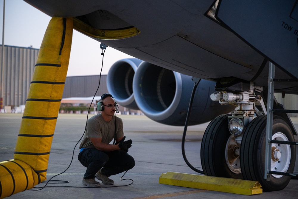 U.S. F-16s receive fuel from KC-135s over the CENTCOM area of responsibility