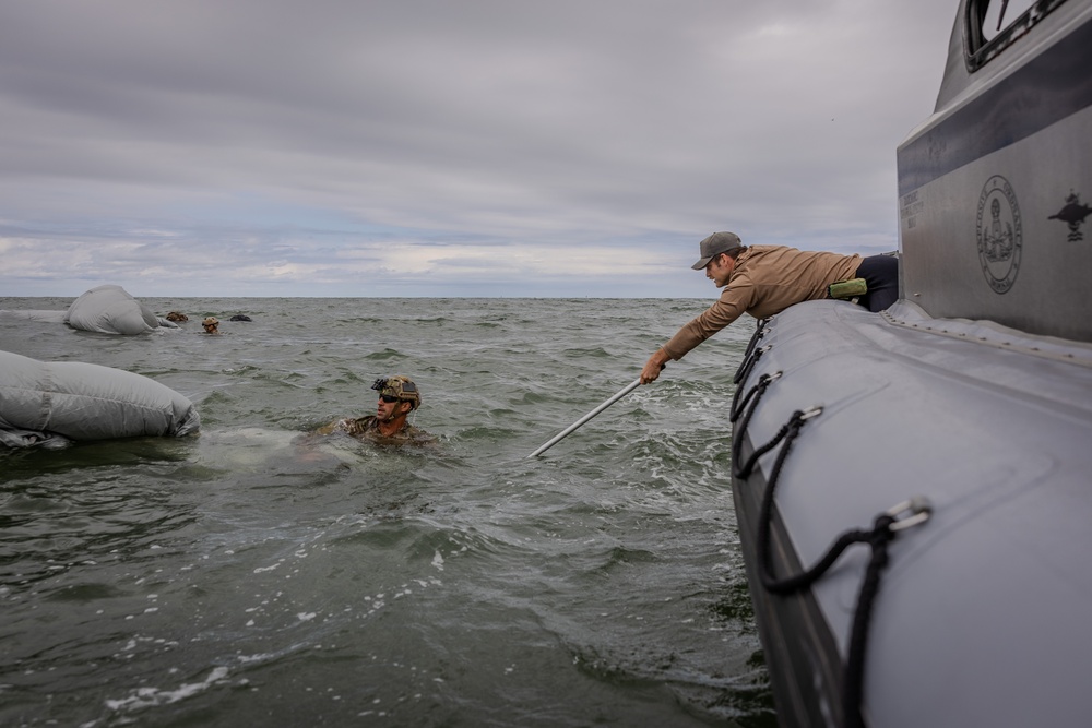 Navy EOD Free Fall from CMV-22