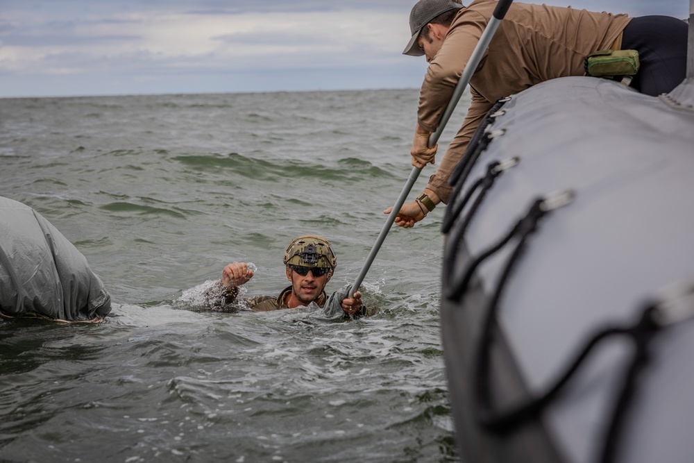 Navy EOD Free Fall from CMV-22