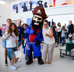 Brussels Unit School orientation welcomes children, parents