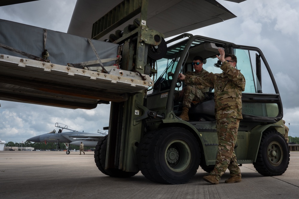 Maintainers broaden skills for multi-role lethality