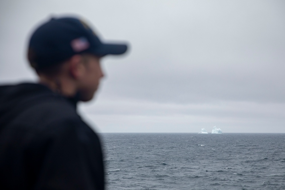 USS Delbert D. Black (DDG 119) participates in Operation NANOOK