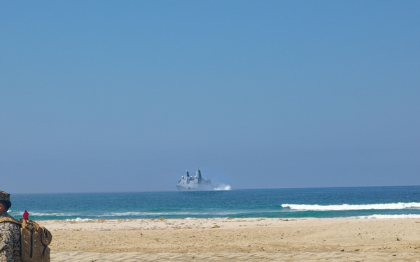 Coming Home: Elements of the 15th MEU Offload USS Somerset