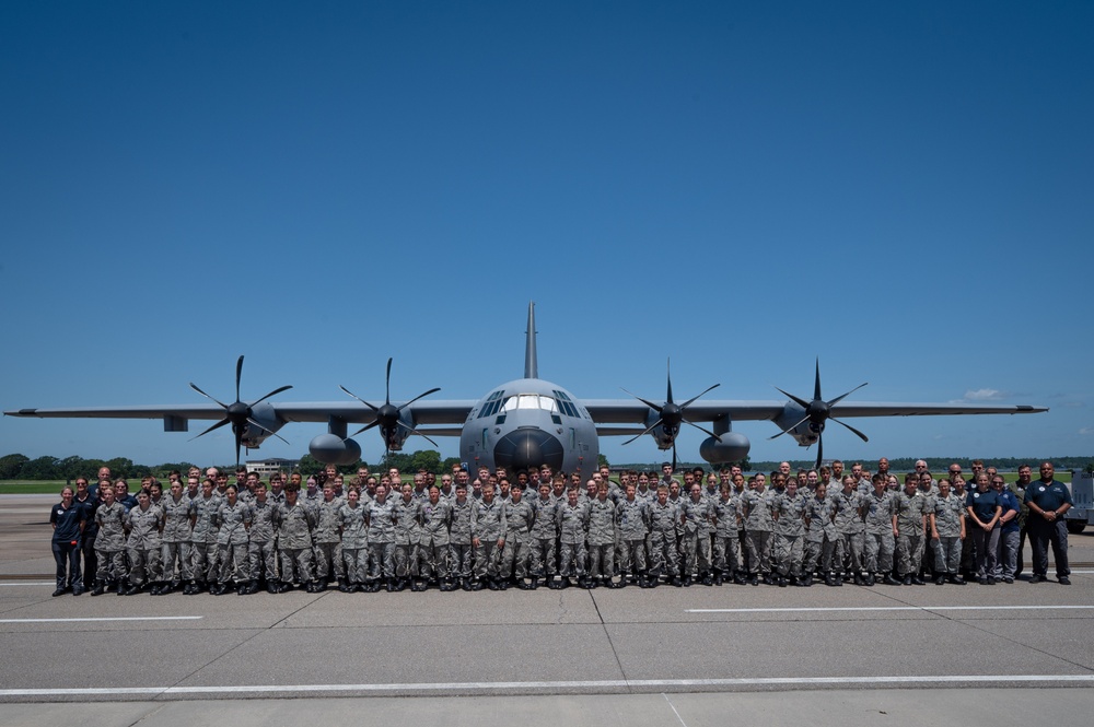 Louisiana Civil Air Patrol visits 403rd Wing