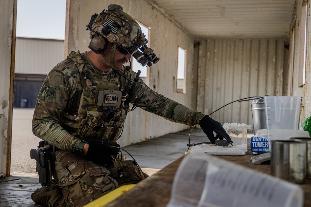 Navy EOD King Crab Competition