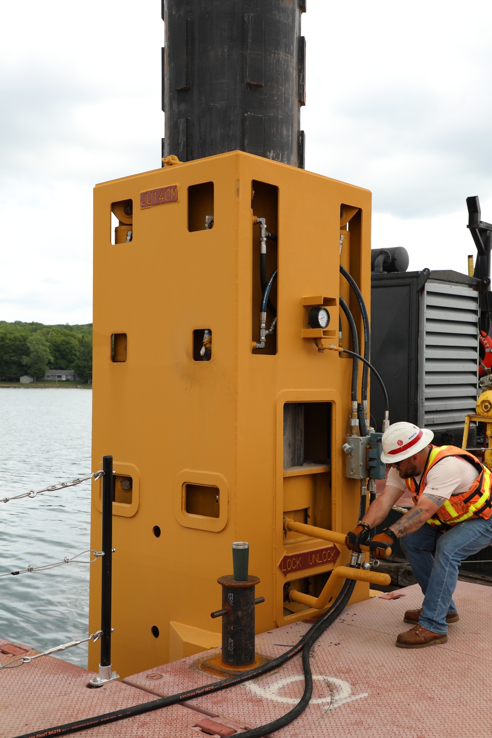 U.S. Army Corps of Engineers removes WWII era gates hidden in St. Marys River