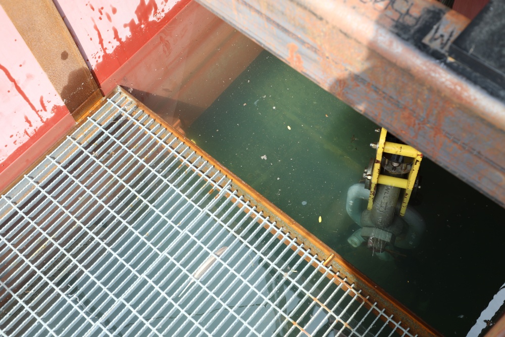 U.S. Army Corps of Engineers removes WWII era gates hidden in St. Marys River