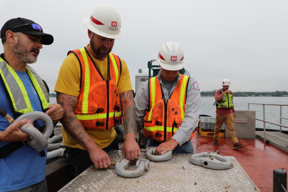 U.S. Army Corps of Engineers removes WWII era gates hidden in St. Marys River