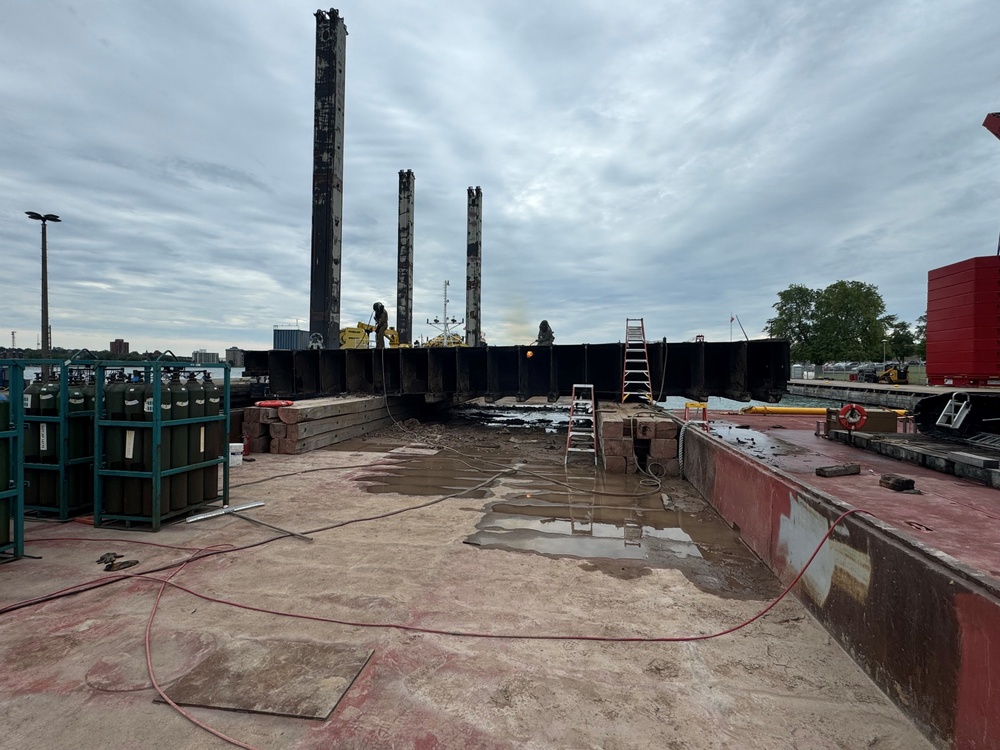 U.S. Army Corps of Engineers removes WWII era gates hidden in St. Marys River