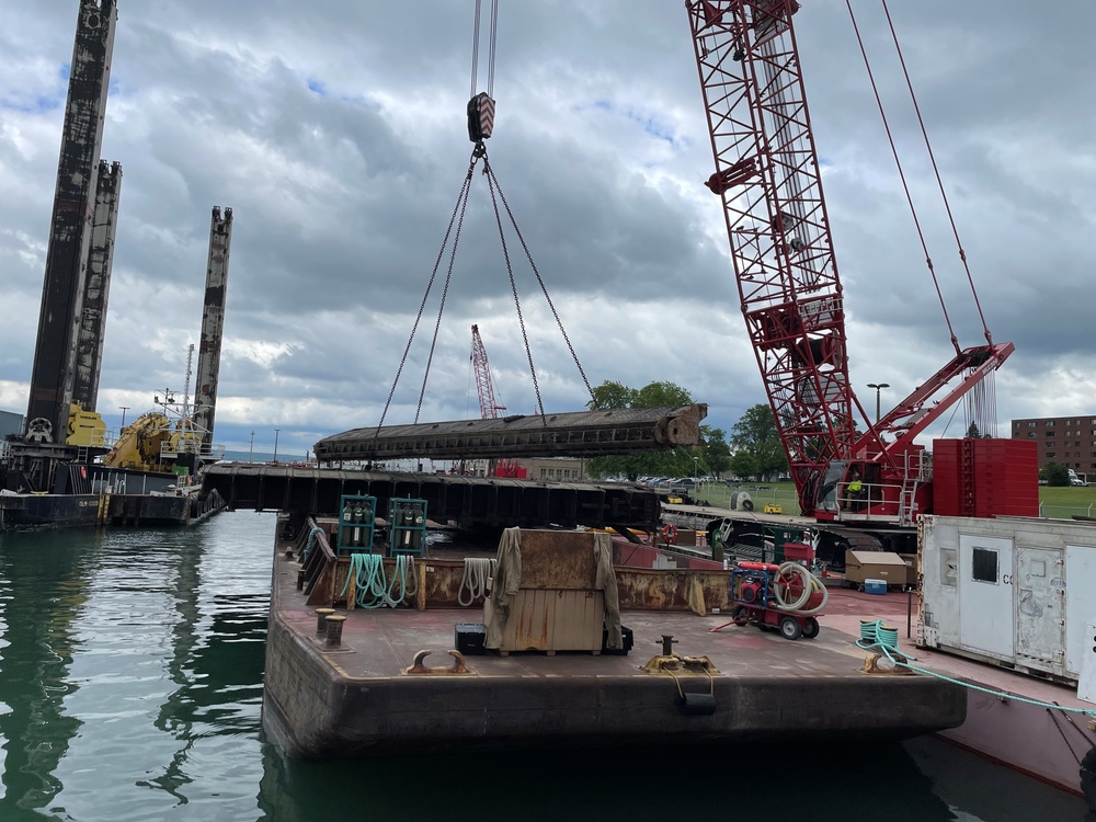 U.S. Army Corps of Engineers removes WWII era gates hidden in St. Marys River