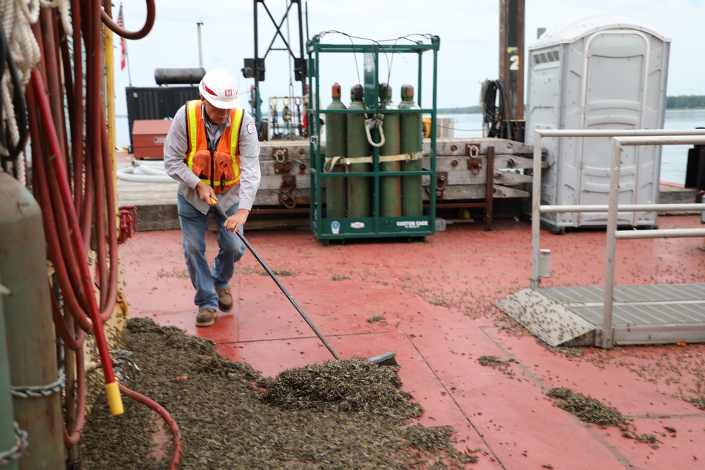 U.S. Army Corps of Engineers removes WWII era gates hidden in St. Marys River