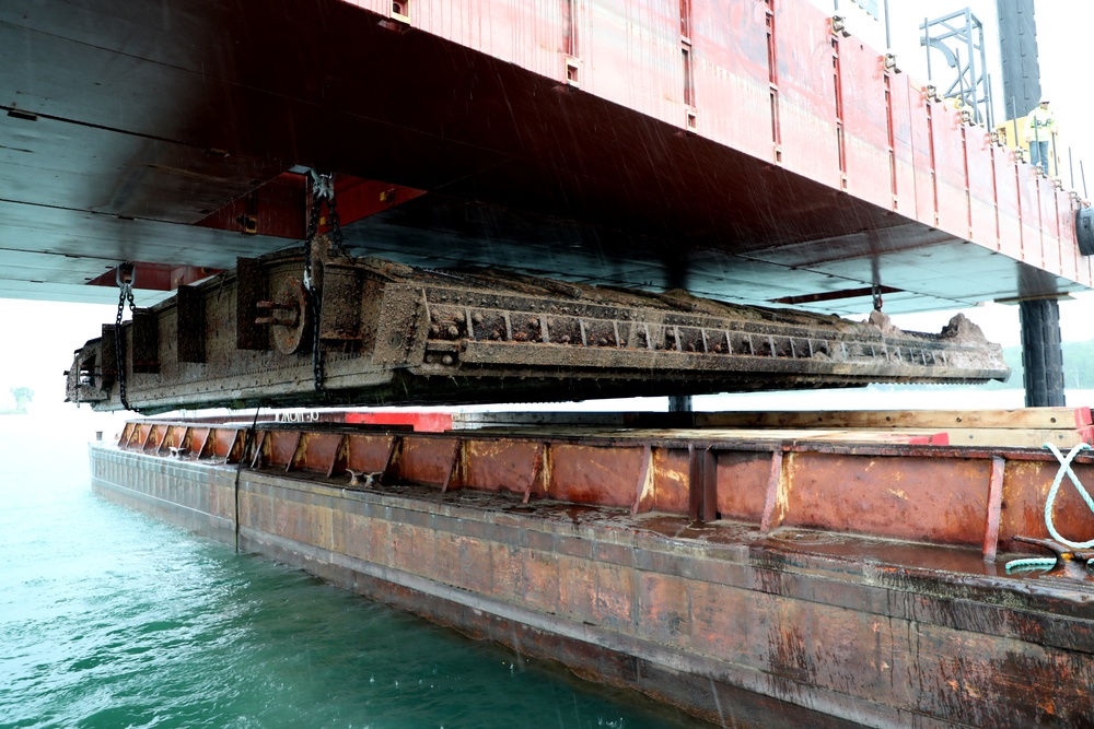 U.S. Army Corps of Engineers removes WWII era gates hidden in St. Marys River