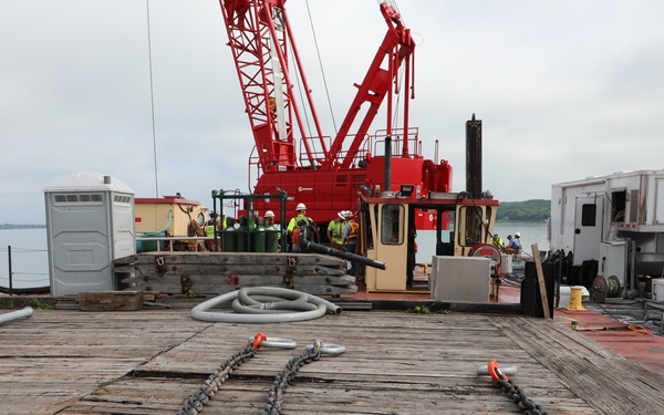 U.S. Army Corps of Engineers removes WWII era gates hidden in St. Marys River