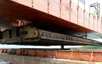 U.S. Army Corps of Engineers removes WWII era gates hidden in St. Marys River