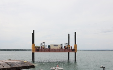 U.S. Army Corps of Engineers removes WWII era gates hidden in St. Marys River