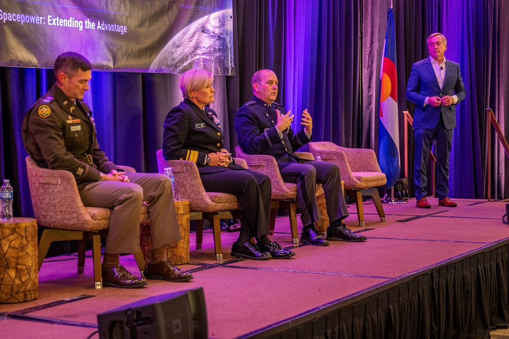 Space Warfighting Forum Reenforces Need for Joint Approach