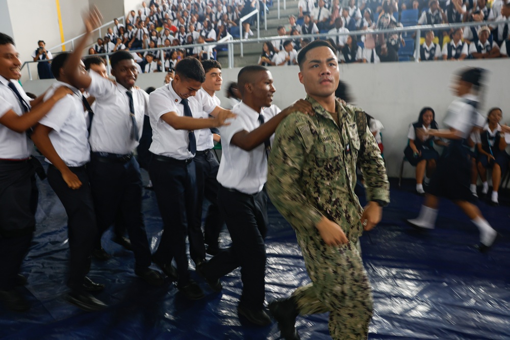 U.S. Fleet Forces Band “Uncharted Waters” perform at Colegio Abel Bravo