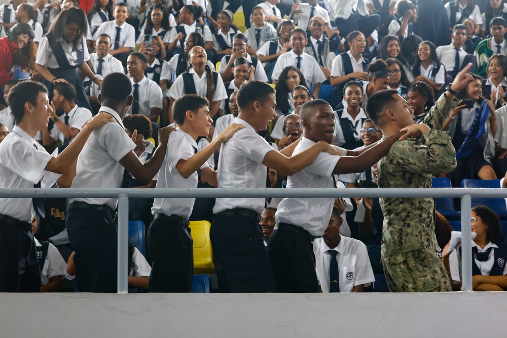 U.S. Fleet Forces Band “Uncharted Waters” perform at Colegio Abel Bravo