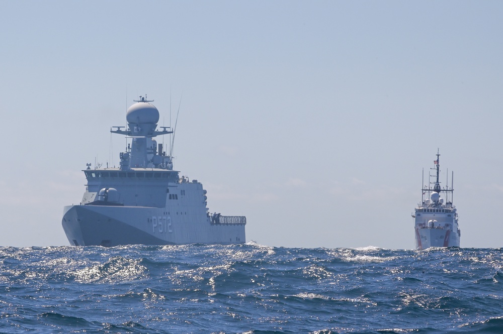 US Coast Guard, US Navy, Royal Canadian and Royal Danish navy vessels transit Halifax Harbour to open ocean during Operation Nanook 2024