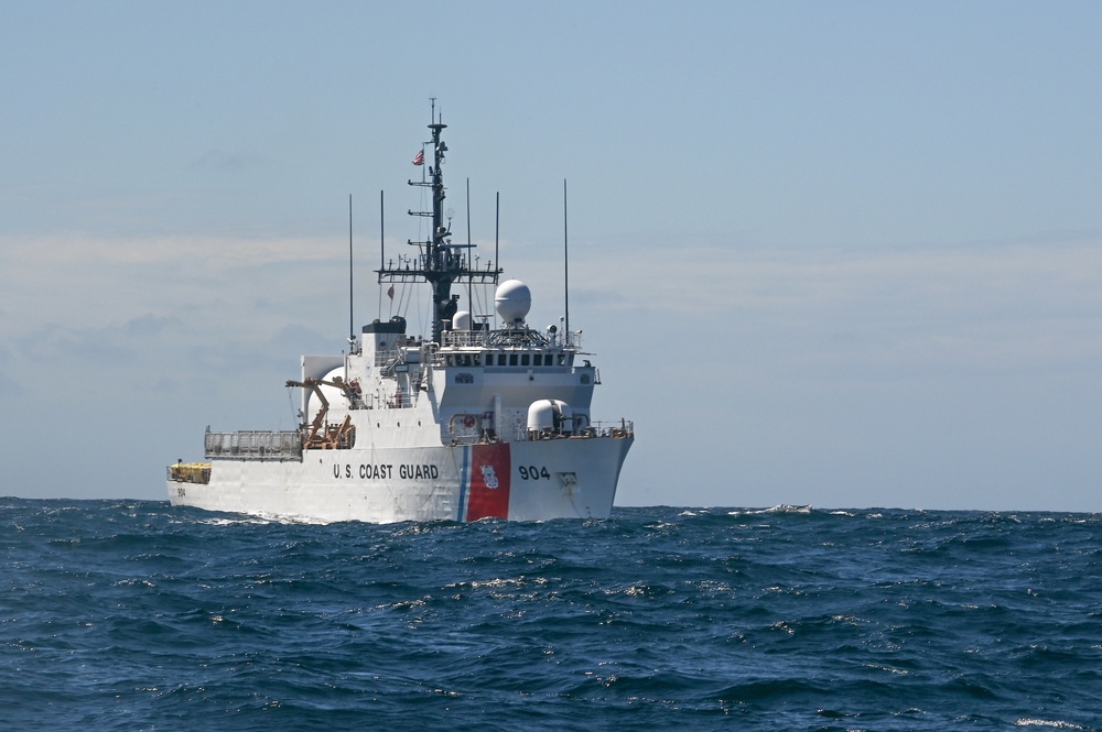 US Coast Guard, US Navy, Royal Canadian and Royal Danish navy vessels transit Halifax Harbour to open ocean during Operation Nanook 2024