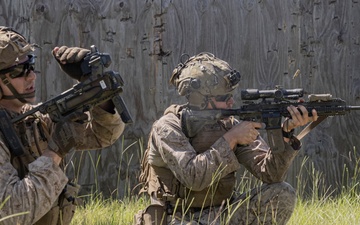 Building Leaders: 1st Battalion, 6th Marine Regiment Tactical Small Unit Leadership Course