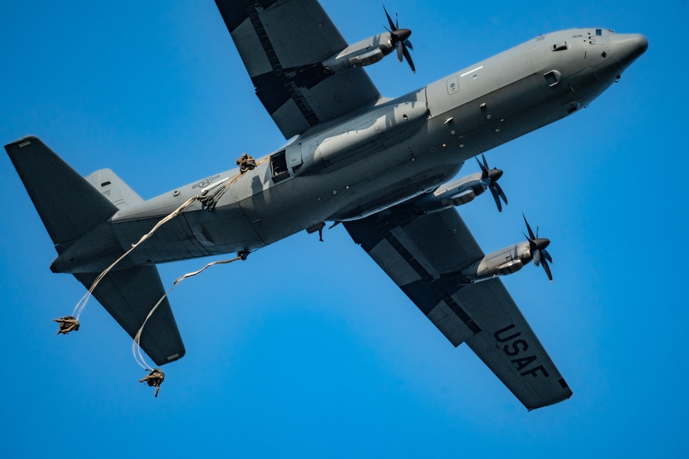 82nd Airborne Division Jump