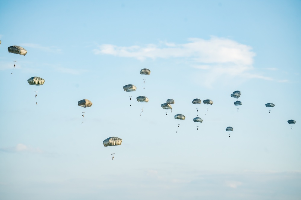 82nd Airborne Division Jump